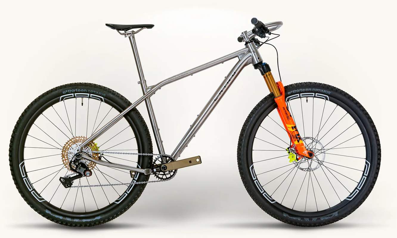 CADRE HIGHLANDER – Image 2